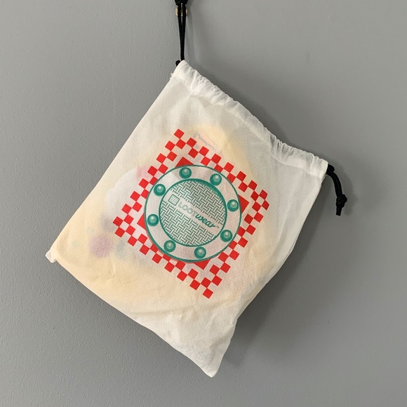 Loot Crate TMNT Pizza Purse - Picture 4 of 4